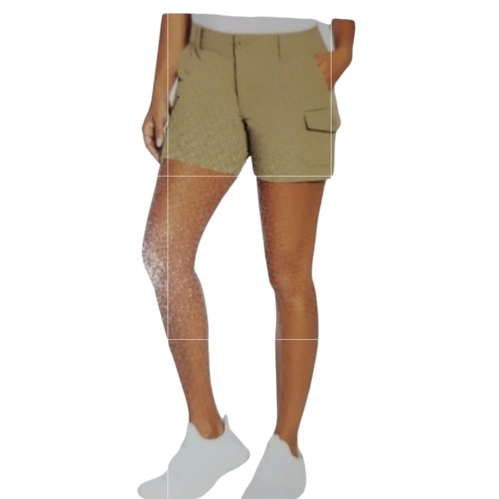 Eddie Bauer Women's Beige Cargo Shorts Size 16 NWT
